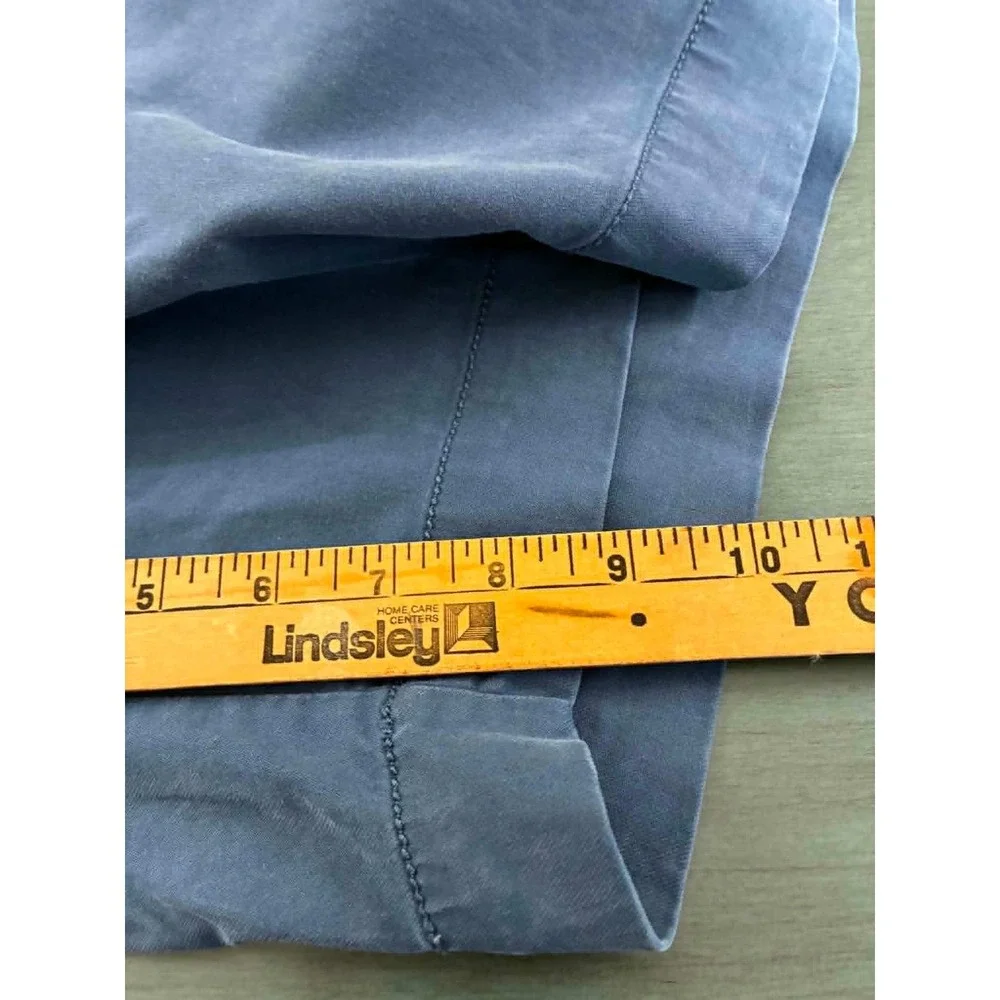 Tommy Bahama Chino Shorts Mens 42 Blue Flat Front Cotton Blend Coastal Resort
